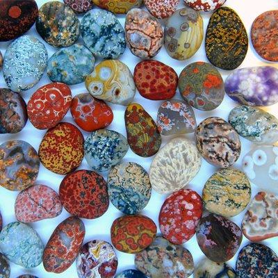 אילו אבנים מתאימות לסרטנים והמלצות שימושיות אחרות