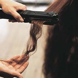 מה ההבדל בין גיהוץ לשיער? ביקורות, טיפים לרכישה ושימוש